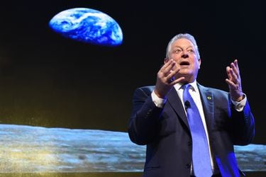 Us Vice President Al Gore Gives Climate Lecture In Manila