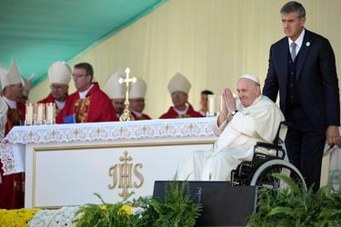 El Papa Francisco afirma que la fe no puede justificar una guerra durante visita a Kazajistán