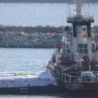 El primer barco con ayuda humanitaria para Gaza zarpa desde Chipre con 200 toneladas de comida
