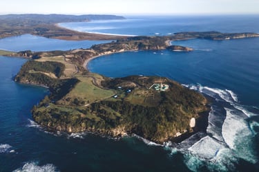 Una pequeña ciudad escondida: investigación busca hallar el origen de extrañas formaciones bajo el mar de Chiloé