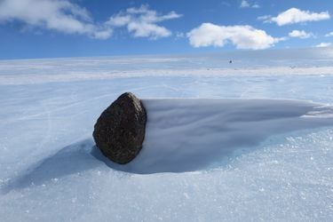 Meteoritos en la Antártica: ¿Qué nos cuentan estas rocas extraterrestres sobre el universo?