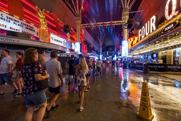 Intensas lluvias de verano inundan casinos de Las Vegas y cuencas secas en desiertos de Nevada