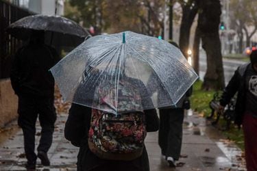 ¿Lloverá hoy en Santiago? Lo que dicen los pronósticos meteorológicos