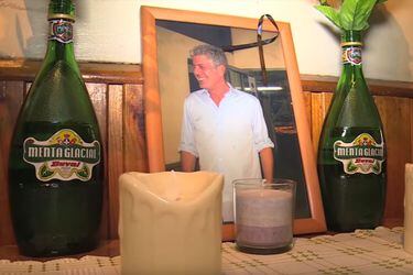 Bourdain altar