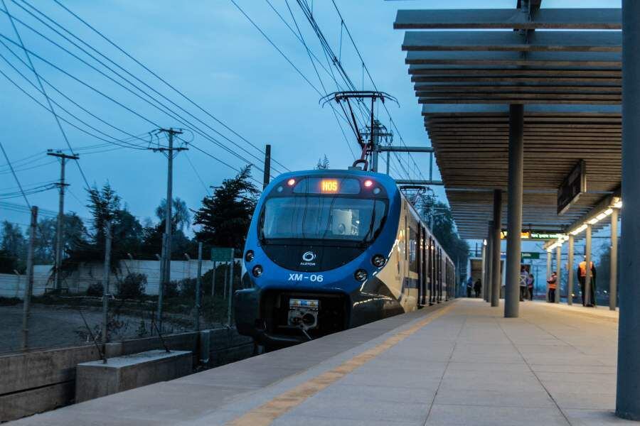 Imagen Tren Central Nos-Alameda Hora Punta-8