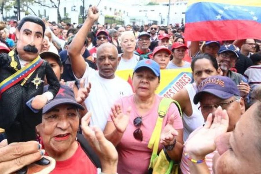 Inflación en Venezuela se aceleró en agosto y superó el 135.000 anual La Tercera Inflación en Venezuela se aceleró en agosto y superó el 135.000 anual La Tercera