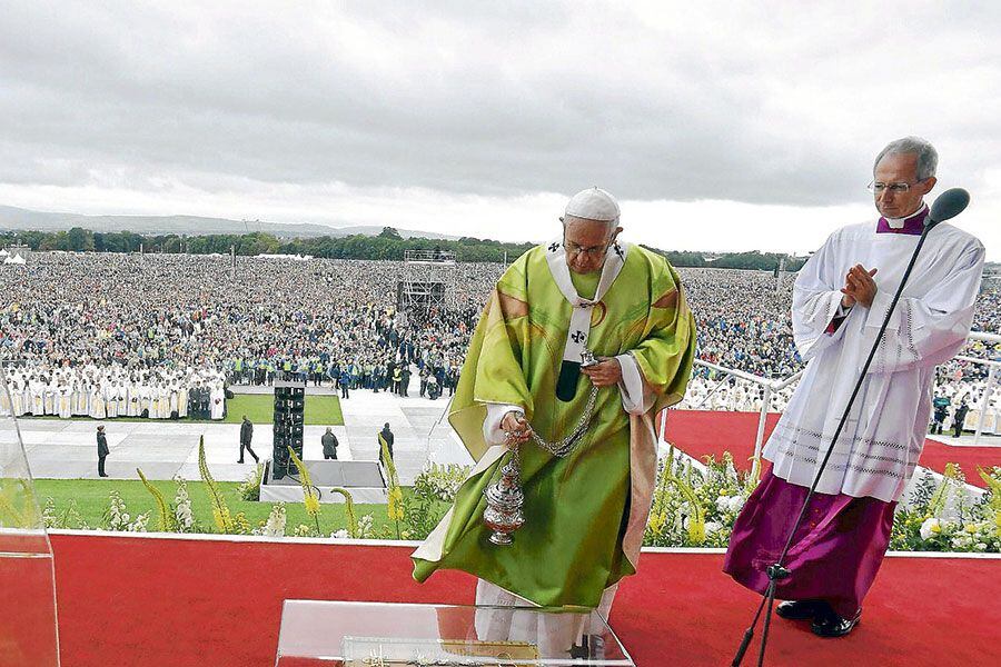 PapaFrancisco3WEB