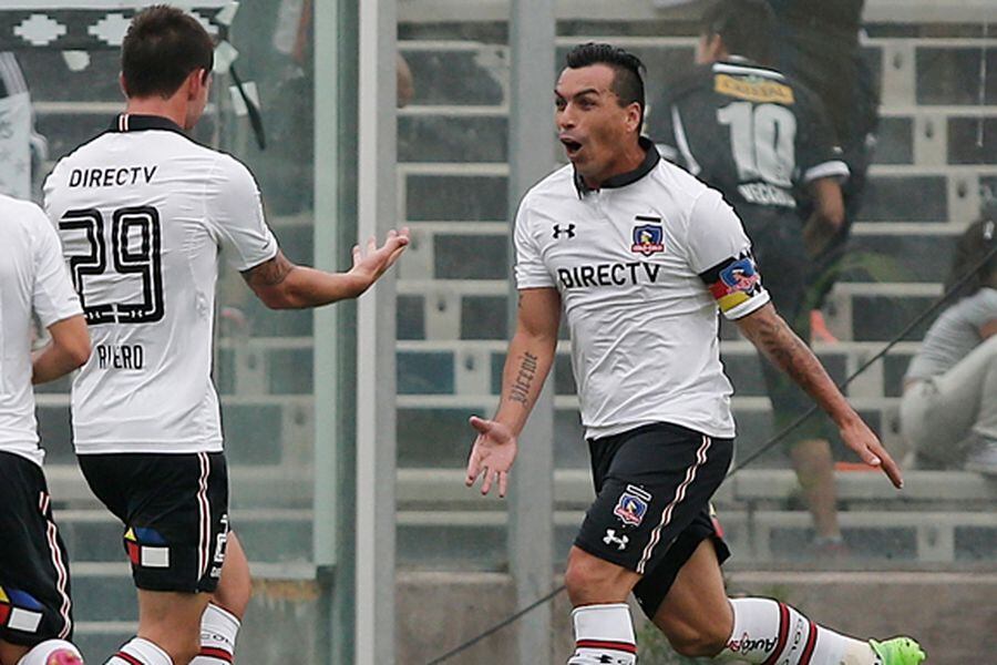 Colo Colo, Esteban paredes