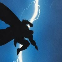 El arte original de la clásica portada de The Dark Knight Returns fue subastado en $2.4 millones de dólares