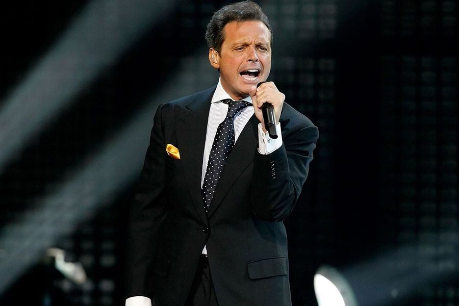 Luis_Miguel-Musica-Netflix-Famosos_307731483_78036168_1706x960