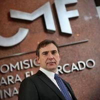 ¿Será renovado en el cargo? Los complejos días de Andrés Montes en la CMF tras las esquirlas del caso Hermosilla