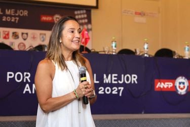 La U ficha a una exejecutiva de Colo Colo: Paulina Agüero asume la gerencia comercial de Azul Azul