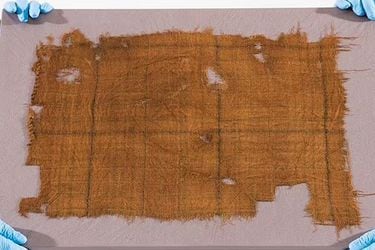 Descubren la “falda escocesa” más antigua cerca de Edimburgo