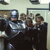  Paul Verhoeven lamentó los remakes que se hicieron de Robocop y El Vengador del Futuro
