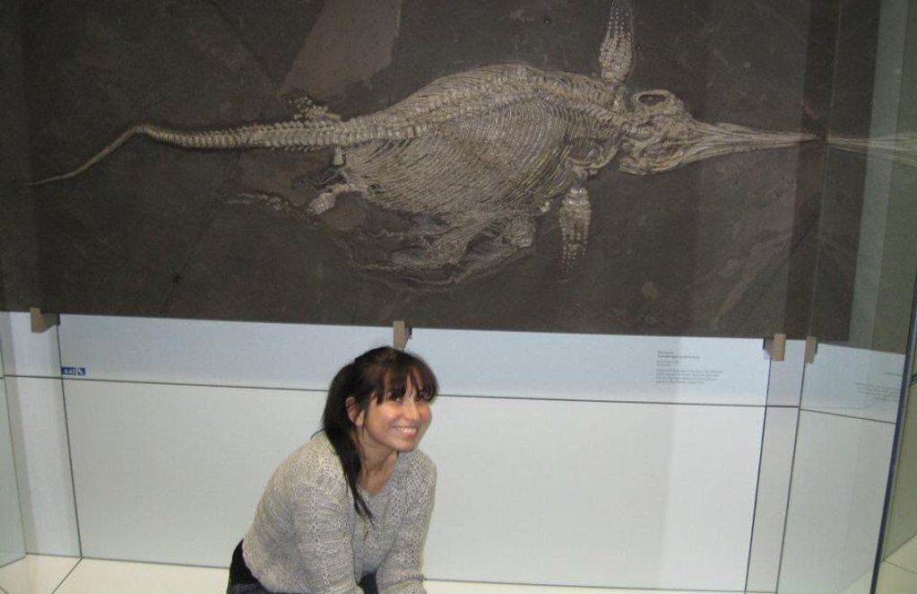 La palentóloga en el Museo de Historia Natural de Stuttgart. FOTO: Judith Pardo