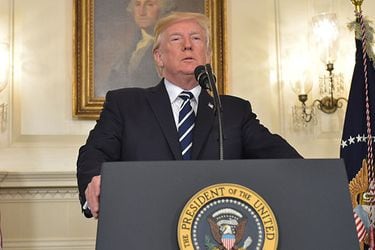 US President Donald Trump delivers a statement on the Las Vegas shoot