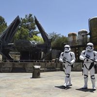 Algunos visitantes de Star Wars: Galaxy's Edge están robando cosas para venderlas