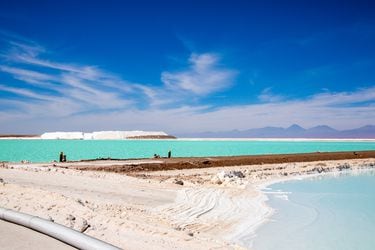 SQM lanza un plan por US$ 1.500 millones en el Salar de Atacama, pero advierte que contrato con Corfo impone “limitantes a inversiones”