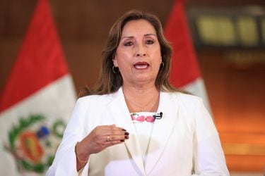Presidenta Boluarte declara ante Fiscalía de Perú por contratos irregulares de exasesora