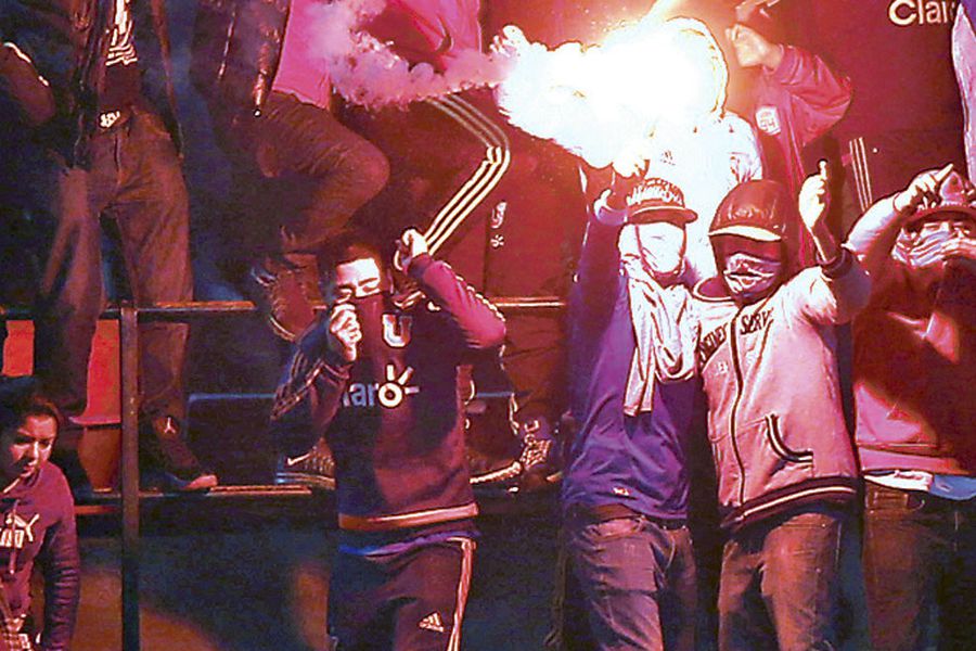 Hinchas Universidad de Chile, Encapuchados