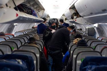 Aerolíneas advierten que transición a emisiones cero elevará el costo de los pasajes