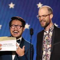 Daniel Kwan y Daniel Scheinert: el método de los artífices de una favorita a los Oscar