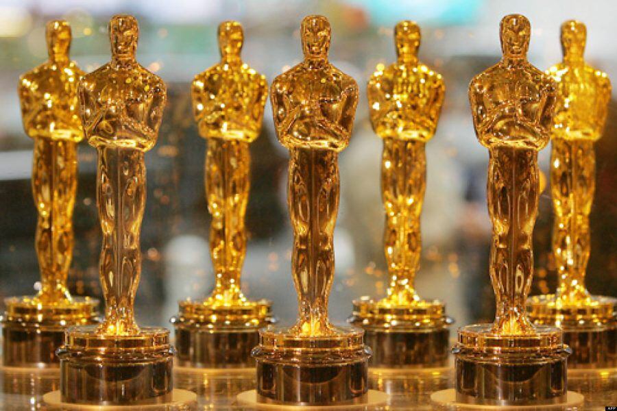 oscar-statues-feature-900x600