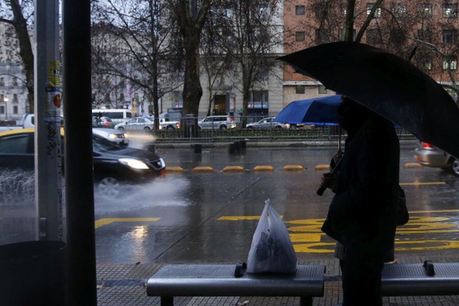 Lluvias afectan a la Region Metropolitana.25/07/16