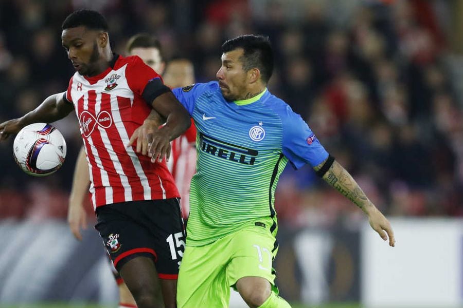 Técnico del Inter espera a Gary Medel "tan pronto como sea ...