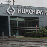 Huachipato anuncia cierre indefinido tras acusar medidas insuficientes contra acero chino y gobierno intenta revertir la decisión