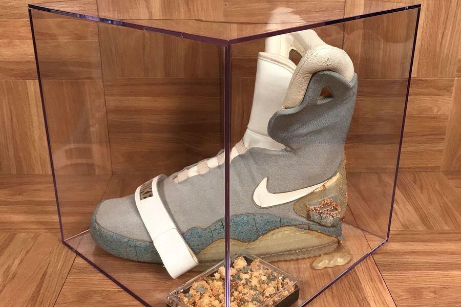 robo Más lejano Whitney Las zapatillas originales de Volver al Futuro II están desintegrándose - La Tercera robo Más lejano Whitney Las zapatillas originales de Volver al Futuro II están desintegrándose - La Tercera