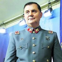 General (R) Martínez recuerda día crucial del estallido: “Siempre le voy a agradecer al expresidente Piñera no haber sacado a las FF.AA. a la calle esa noche de noviembre”