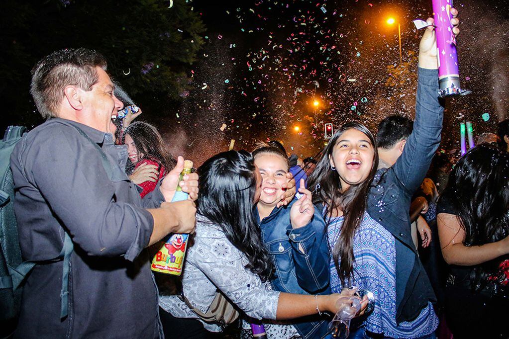 1 de ENERO del 2019/SANTIAGOLa Torre Entel realiza el tradicional show de fuegos artificiales para celebrar la llegada del nuevo añoFOTO: HANS SCOTT /AGENCIAUNO