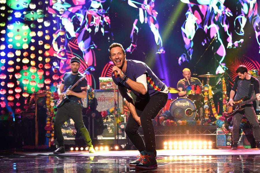 La banda del billón de dólares el colorido concierto de Coldplay que
