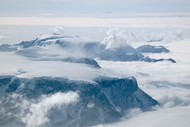 Cómo son las misteriosas cadenas de montañas que están en las profundidades de la Tierra