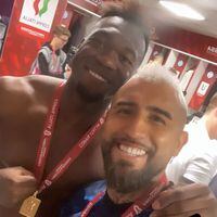 “Este sí es ecuatoriano”: Vidal ironiza con el caso de Byron Castillo, en medio de los festejos del Inter por la Copa Italia 