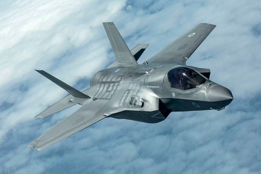 F35