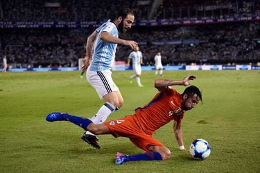 Gonzalo Higuaín no olvida a La Roja: “De las chances erradas en finales, la que más me recrimino es ante Chile en Estados Unidos”