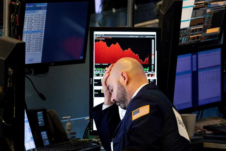 Wall Street cierra con pérdidas y el Dow Jones baja un 1,22 %