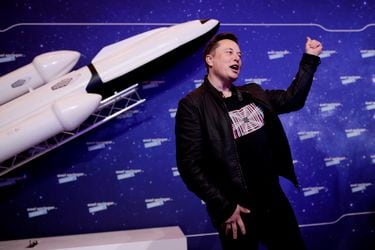 Compañía de Elon Musk escoge a Chile para iniciar sus operaciones de internet satelital en América Latina
