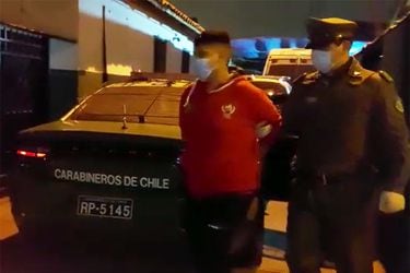 Mujer llamó al 133 simulando pedir comida rápida para denunciar violencia intrafamiliar de su pareja en Maipú