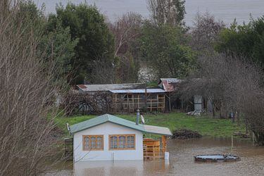 Inundaciones en sector Nueva República, 18 de Septiembre y San Onofre, tras desborde el río Biobío, en la comuna de Hualqui.