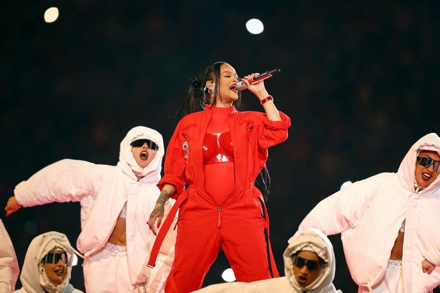 Cómo fue el show de Rihanna en el Super Bowl - La Tercera