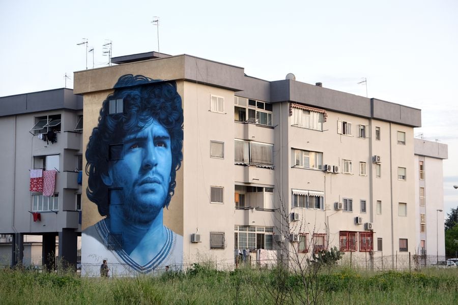 Uno de los murales en honor a Maradona en el mundo.