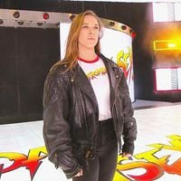 Ronda Rousey firmará su contrato con WWE en Elimination Chamber