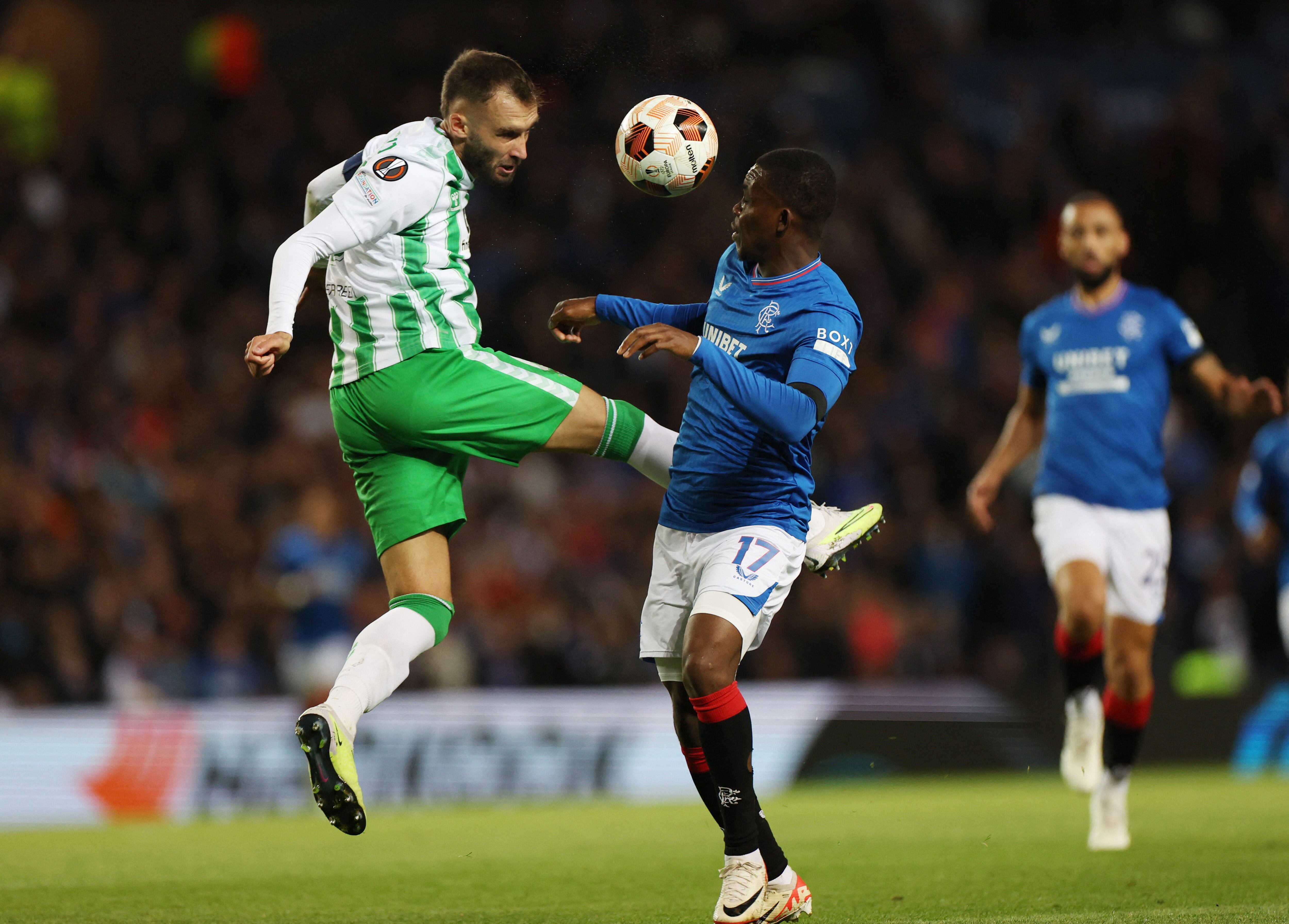 Dónde ver el betis rangers