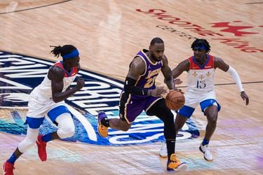 Lakers y Warriors se enfrentarán en los play in de la NBA