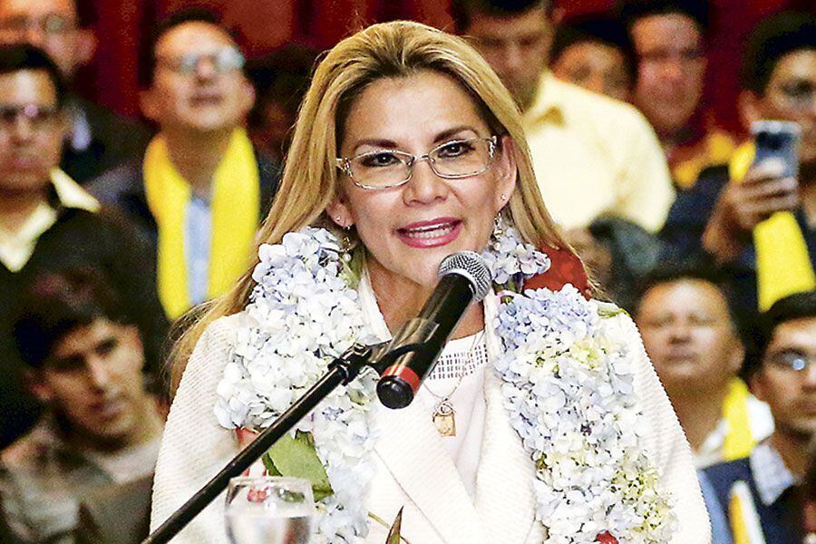 Bolivia-¿s-interim-President-Jeanine-Anez-speaks-during-a-ceremony-to-announce-her-nomination-aspresidential-candidate-for-the-upcoming-elections-on-May-3,-in-La-Paz,-Bolivia-(47908957)