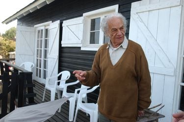NICANOR PARRA