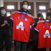 La ANFP y Adidas rayan la cancha por el uso de la imagen de la Roja en campaña del Apruebo: “La camiseta de la Selección es de todos”